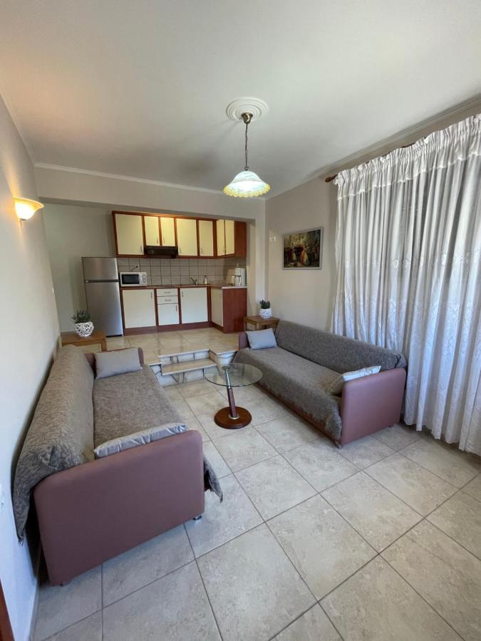 ליאפאדס Lola Apartments מראה חיצוני תמונה