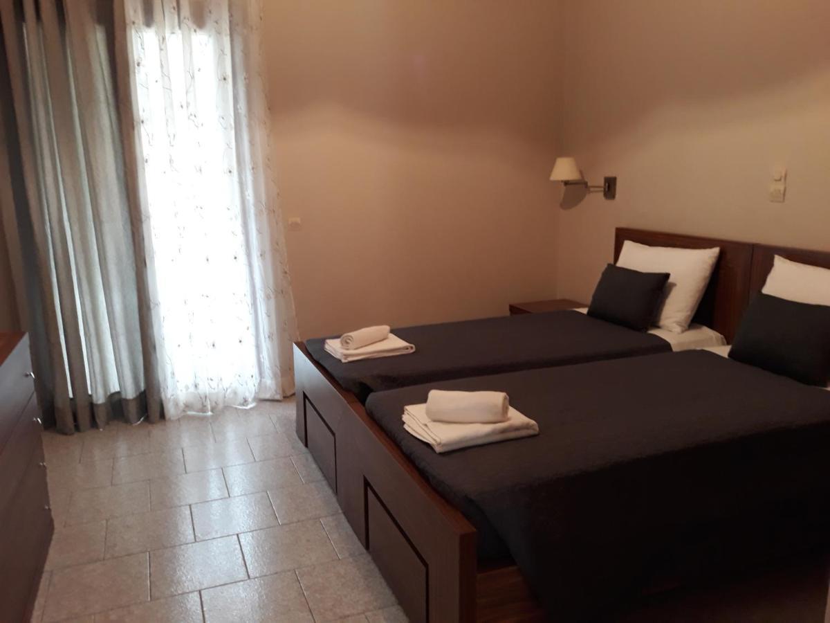 ליאפאדס Lola Apartments מראה חיצוני תמונה