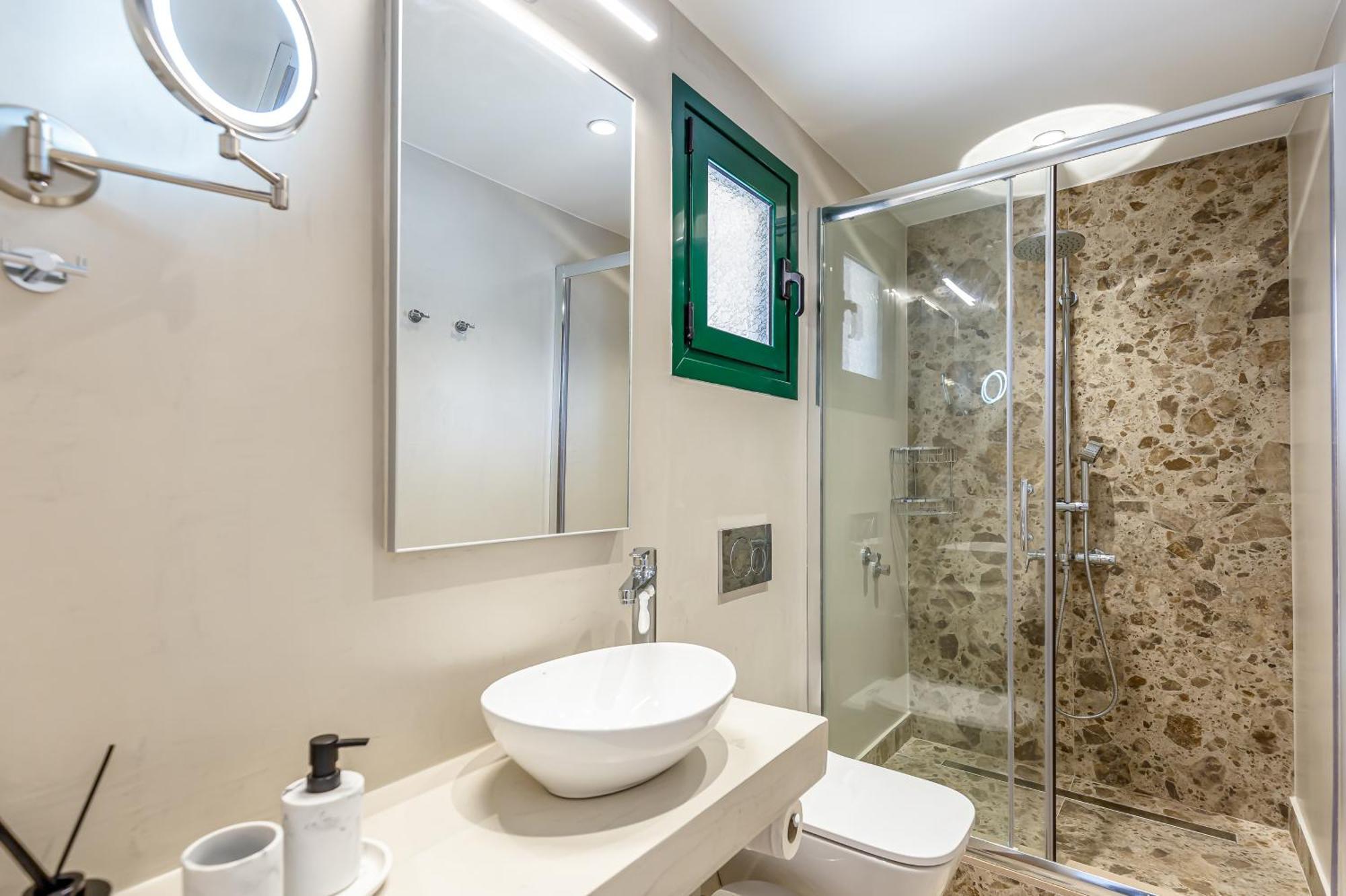 ליאפאדס Lola Apartments מראה חיצוני תמונה