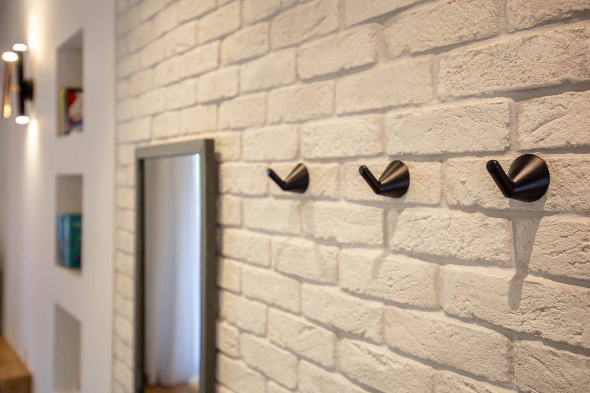 ליאפאדס Lola Apartments מראה חיצוני תמונה