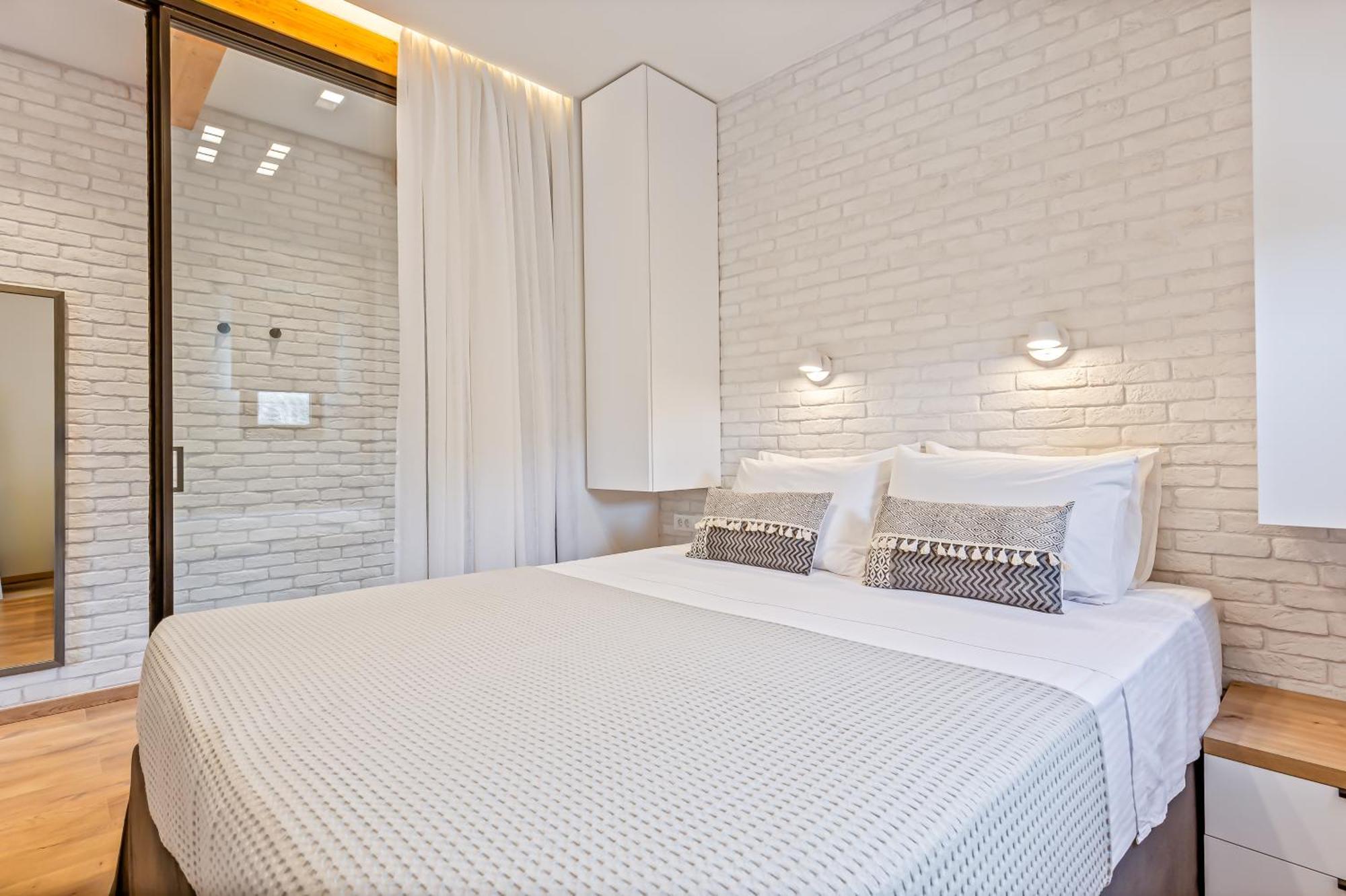 ליאפאדס Lola Apartments מראה חיצוני תמונה