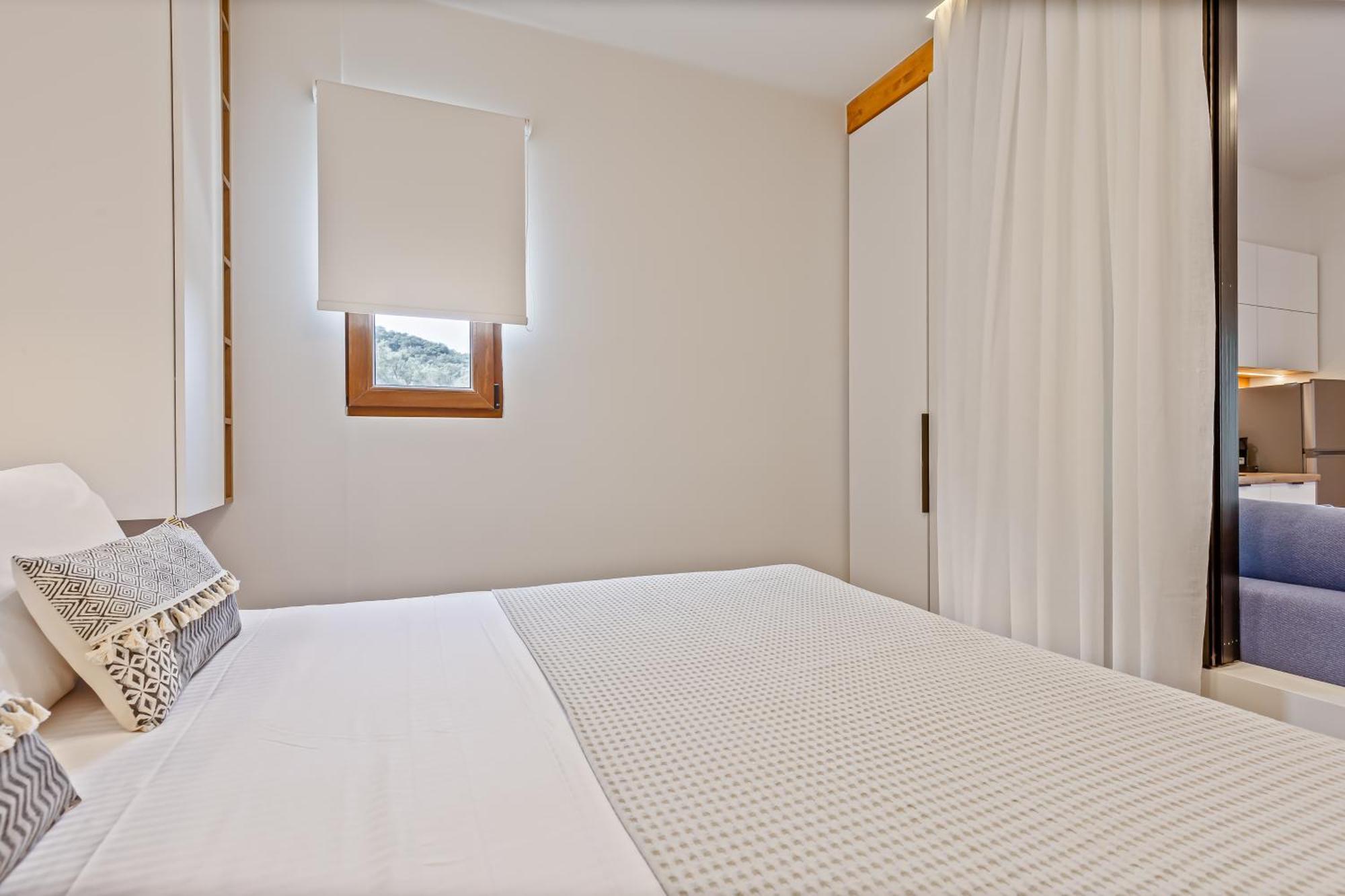 ליאפאדס Lola Apartments מראה חיצוני תמונה