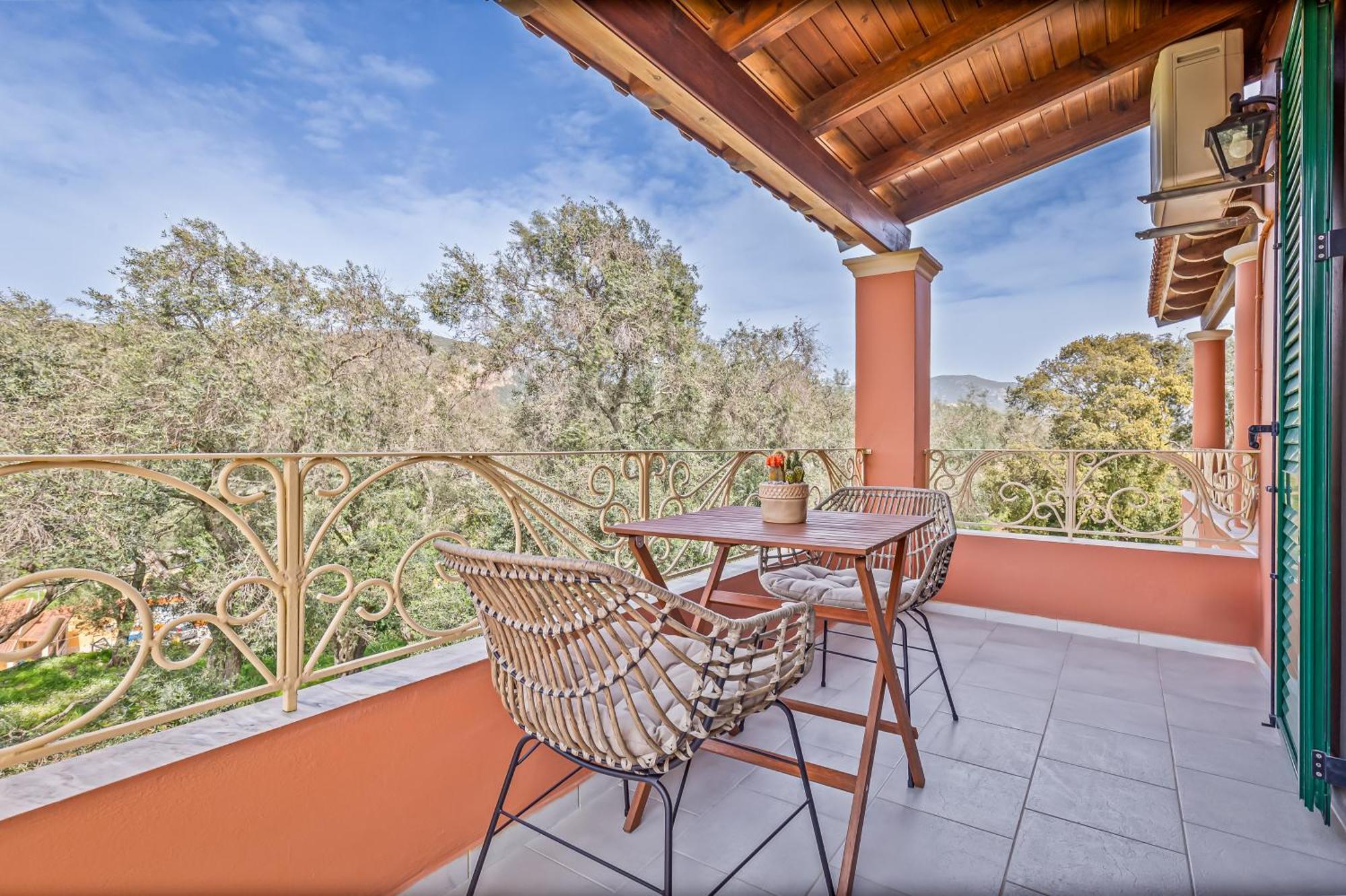 ליאפאדס Lola Apartments מראה חיצוני תמונה
