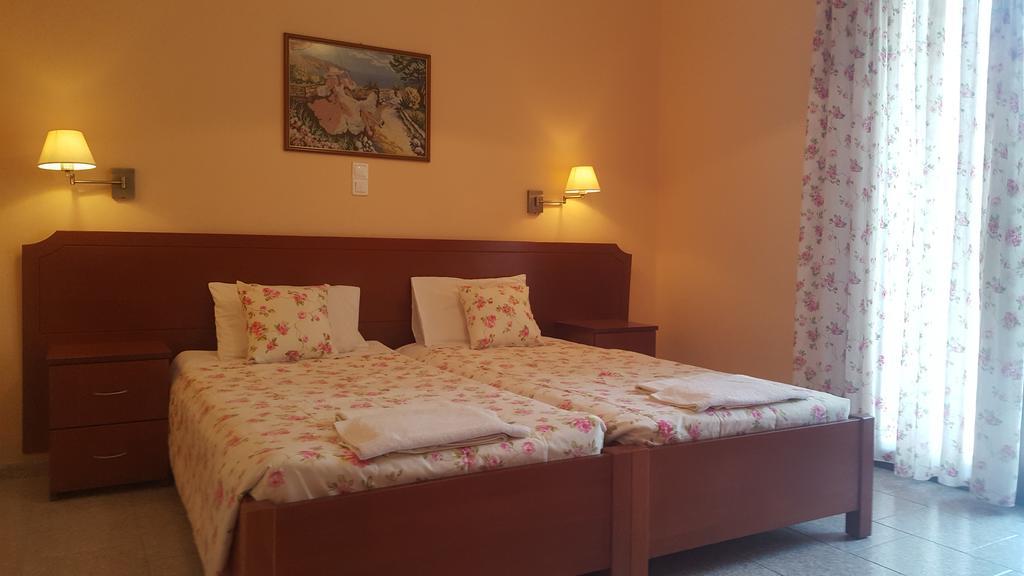ליאפאדס Lola Apartments מראה חיצוני תמונה